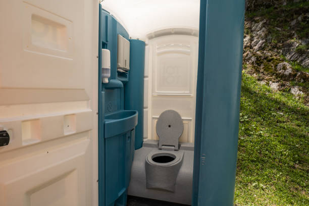 Portable Toilet Options We Offer in Lockney, TX